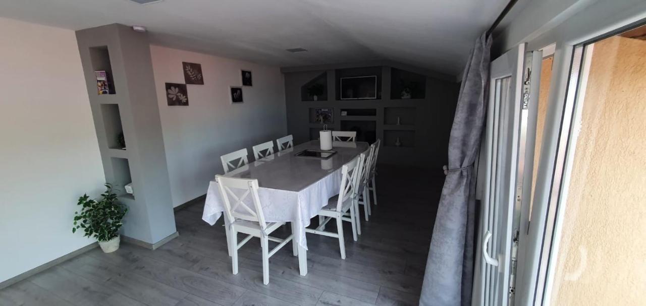 Apartament La Sika Orşova Exterior foto