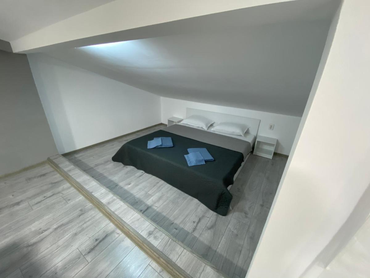Apartament La Sika Orşova Exterior foto